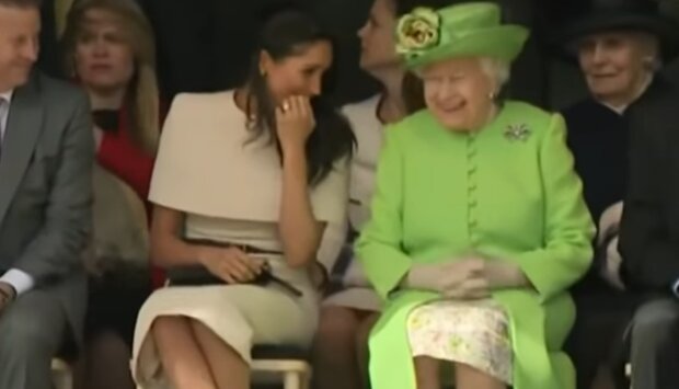 Meghan Markle i królowa Elżbieta II. Źródło: Youtube Entertainment Tonight