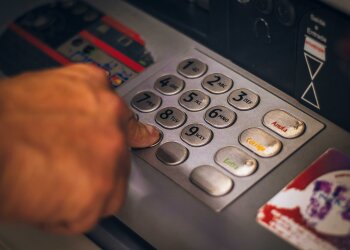 bankomat @pexels