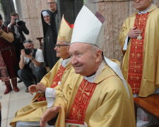 Kraków: trwa ostatnie pożegnanie związanego z krakowskimi środowiskami akademickimi kardynała Jaworskiego