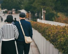 Z życia wzięte. "Moja żona jest już nikim": Tylko siedzi w domu i całe życie zajmuje się wnukami