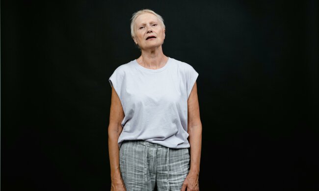 starsza Pani @pexels