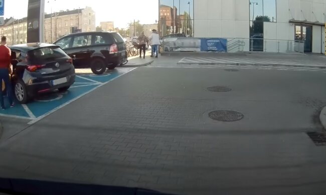 źródło: YouTube/Bandyta z kamerką