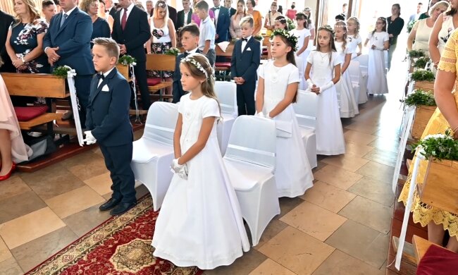 Pierwsza Komunia/YT @Stanisław Straż