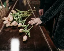 Z życia wzięte. "Czekaliśmy na spadek po ojcu, a on oddał wszystko obcej kobiecie": Dopiero po jego śmierci odkryliśmy, jakie podwójne życie prowadził