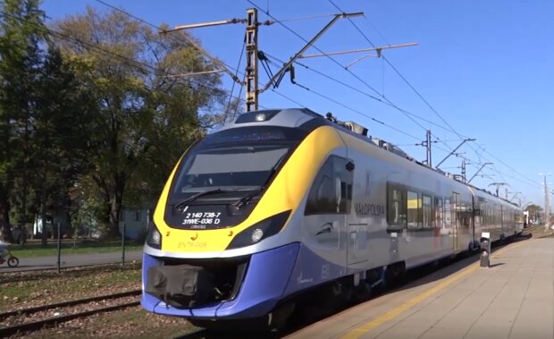Małopolska: lepsze połączenia kolejowe już wkrótce. Pierwszy pociąg nowej generacji Kolei Małopolskich jest gotowy