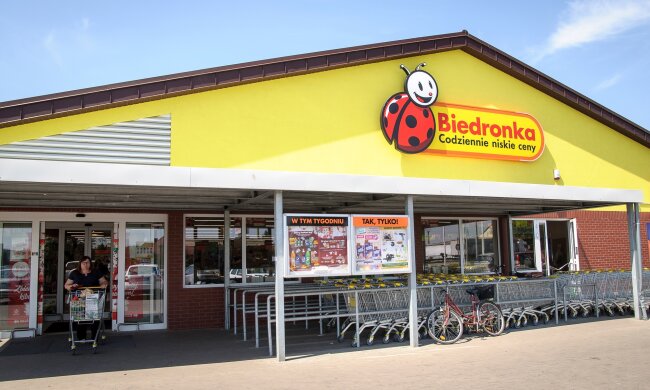 Sklep Biedronka, dyskont