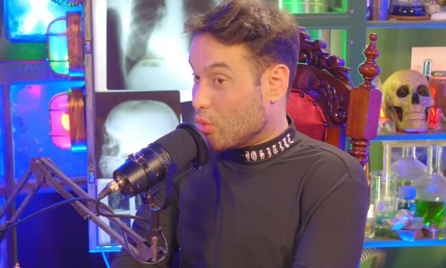 Athos Salome, screen Youtube @PARANORMALCORTES