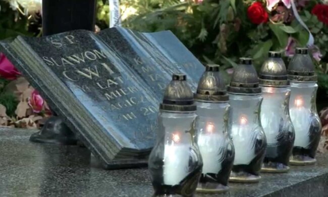 Pogrzeb/Youtube @Onet News