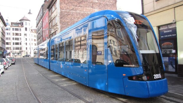 Już wkrótce pojawią się nowoczesne tramwaje. Będzie w nich można naładować telefon