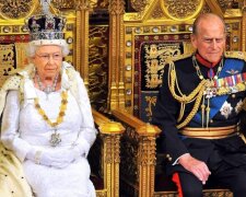 Królowa Elżbieta II ma własnego kandydata na następcę tronu. Dobrze wie jak można ominąć przepisy