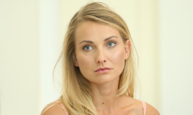 Joanna Moro wzięła udział w kontrowersyjnej sesji. Internauci nie kryją oburzenia