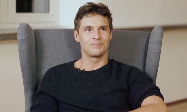 Mikołaj Roznerski. Źródło: Youtube KINOrozmowa.Marcin Radomski