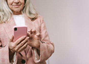 Z życia wzięte. "Po pięćdziesiątce znów się zakochałam": Nie wiedziałam, że ten mężczyzna zamieni moje życie w piekło