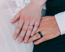 Z życia wzięte. "Zakochałem się w młodszej o 25 lat kobiecie": Rodzina i znajomi nie chcą tego zaakceptować