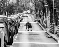 Z życia wzięte. Zbierałam śmieci z ulicy, żeby mieć na rachunki. Gdy zobaczyła mnie córka, odwróciła wzrok i udała, że mnie nie zna