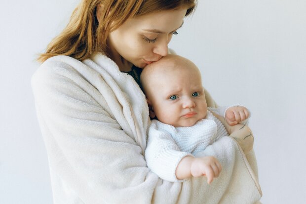 Z życia wzięte. "Zostałam sama z dzieckiem, które nie miało nawet miesiąca": Teraz wszyscy mówią, że mam wybaczyć mężowi