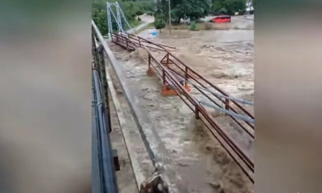 powódź, screen Youtube @Niebezpieczne
