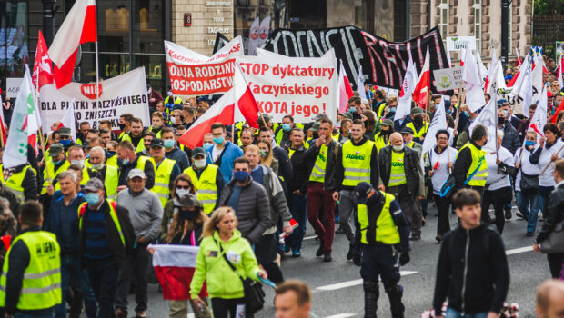 Protest, Warszawa/ https://wiadomosci.radiozet.pl/