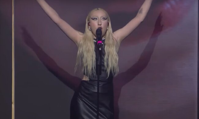 Luna/YT @ wiwibloggs