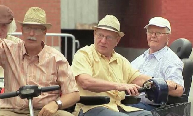 Seniorzy/screen Youtube @Just For Laughs Gags