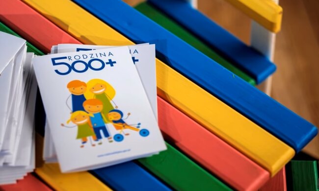 500 plus. Źródło: Youtube Jeden z Wielu