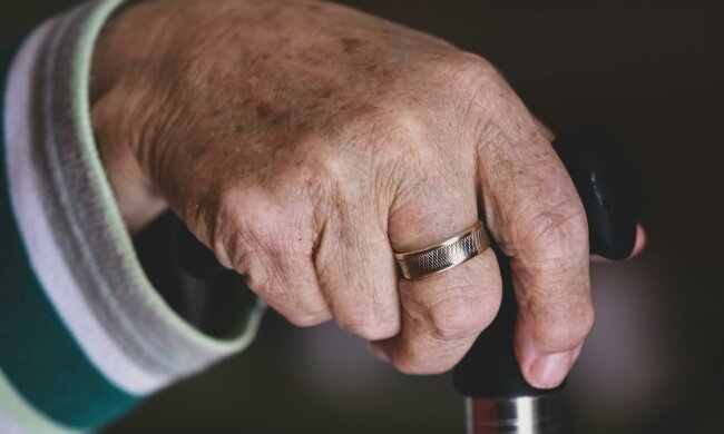 Z życia wzięte. "Oddałam chorego męża do domu opieki": Dziś dzieci mnie za to osądzają, choć same nie chciały mi pomóc