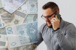 Rozmowa telefoniczna, pieniądze/Pexels