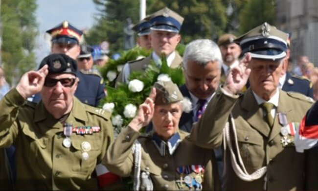1 września to nie tylko pierwszy dzwonek na lekcję. Kartka z kalendarza