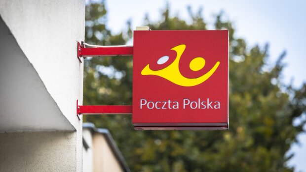 Zamieszanie w placówkach Poczty Polskiej. Polacy nie otrzymali swoich pieniędzy