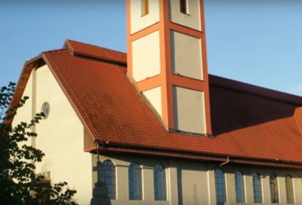 kościół w Wałbrzychu / YouTube: waldeneck44