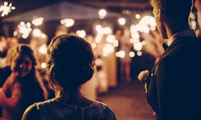 To było jak znak od jej córeczki, która odeszła. Goście weselni nie mogli uwierzyć, że to dzieje sie naprawdę