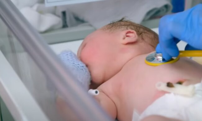 Noworodek, źródło: YouTube/Origin