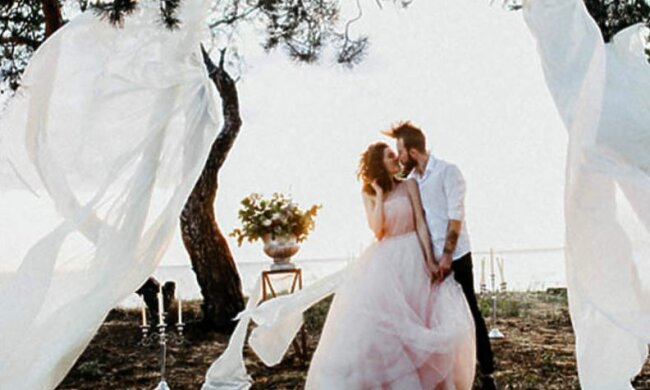 Ślub jest najważniejszym dniem w życiu każdej pary. Źródło: viva.pl