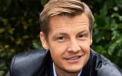 Rafał Mroczek. Źródło: Youtube