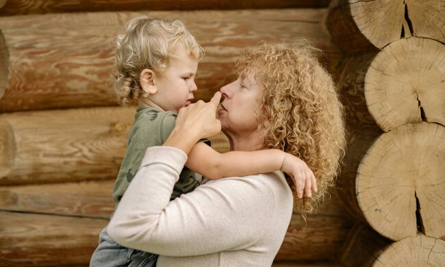 Z życia wzięte. "Zbuntowałam się jako emerytka i przestałam być usłużną babcią": Szukałam młodości, ale znalazłam tylko rozczarowanie i wstyd