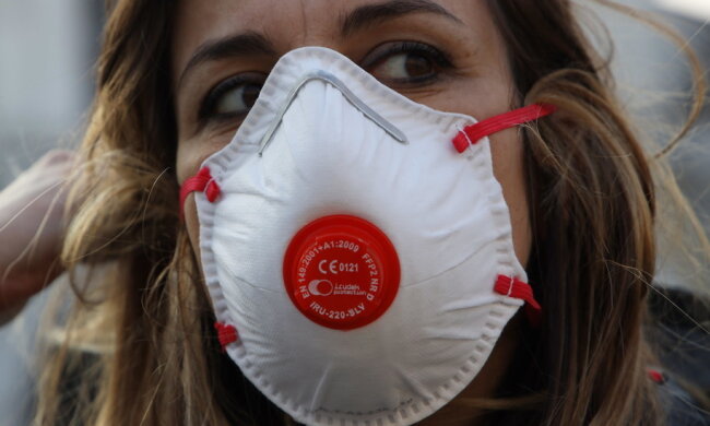 GIS wyjaśnia wątpliwości odnośnie noszenia maseczek w miejscu publicznym, źródło: RMF24