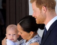 Archie, Meghan Markle, książę Harry/YouTube @Actu Meghan Markle et le Prince Harry