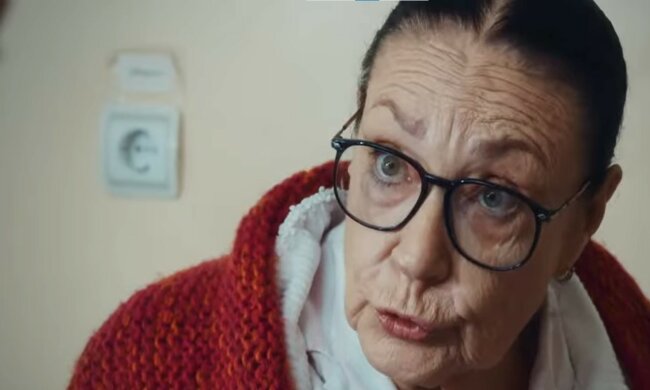 babcia, screen Youtube @BibliotekaSerialiv