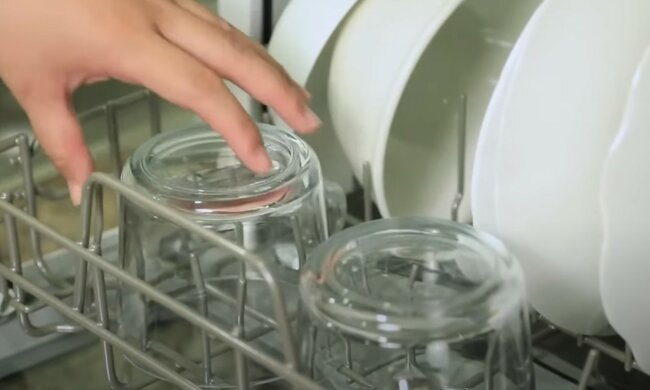 Zmywarka, xródło: YouTube/ Kitchen Gadgets Zone