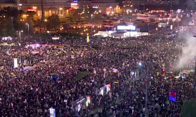 Kobiety znów wyjdą na ulice! / YouTube:  Wirtualna Polska