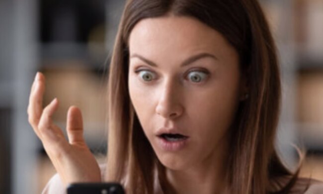 Kobieta/YouTube @Ploteczki