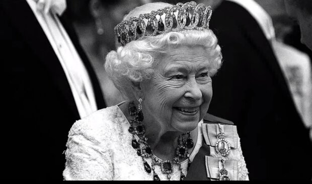 Królowa Elżbieta II/YouTube @Z P B P