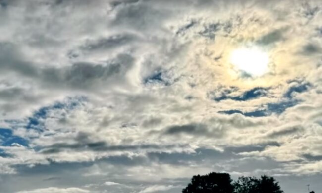 Niebo, źródło: YouTube/ BBC WEATHER