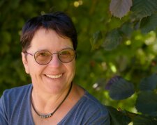 Z życia wzięte. "Przez 10 lat pracowałam za granicą i wysyłałam synowi pieniądze": Dziś żałuję każdego przelewu