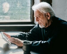 Z życia wzięte. "Umieściliśmy tatę w domu opieki dla jego dobra": Bliscy do dziś patrzą na nas jak na potwory