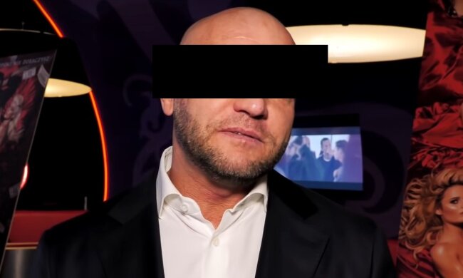 Były mąż Dody finalnie doprowadzony do prokuratury. Emilowi S. postawiono już blisko 100 zarzutów. Czarne chmury nad znanym producentem filmowym