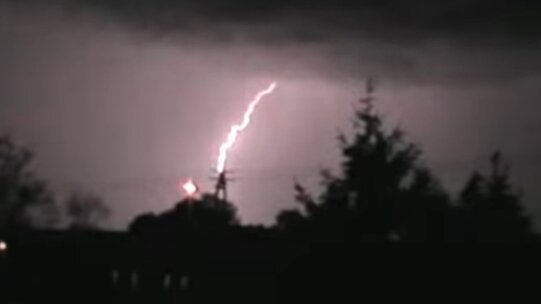 Burza. Źródło: Youtube