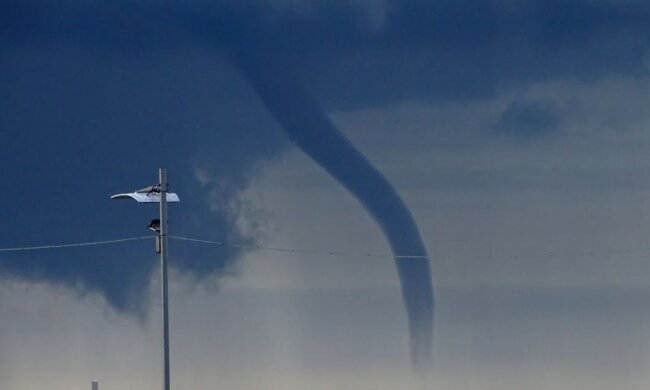 Trąba wodna/Youtube @Aga Artur