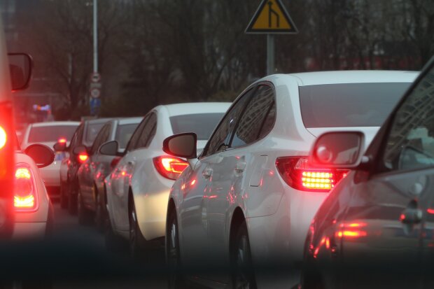 Kraków: poważne zmiany w ruchu drogowym będą obowiązywały aż do grudnia. Urzędnicy przestrzegają kierowców i pasażerów
