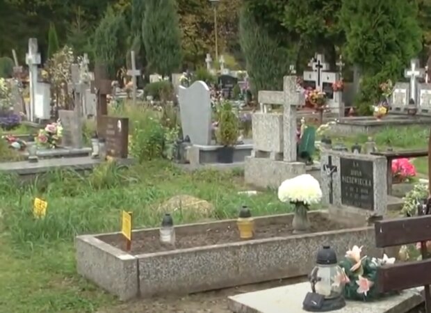 Cmentarz/YouTube @Telewizja Braniewo24